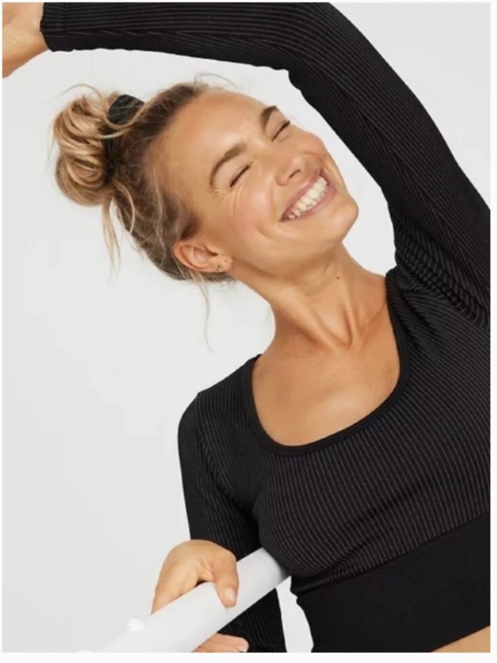 Aerie OFFLINE size L Sidewalk SeamlessRibbed Crop Long Sleeve Top